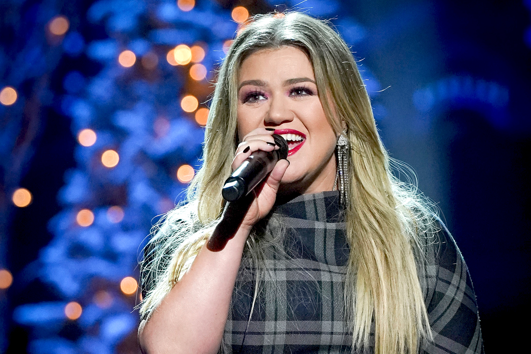 This Is the First Expensive Thing Kelly Clarkson Ever Splurged On | NBC ...