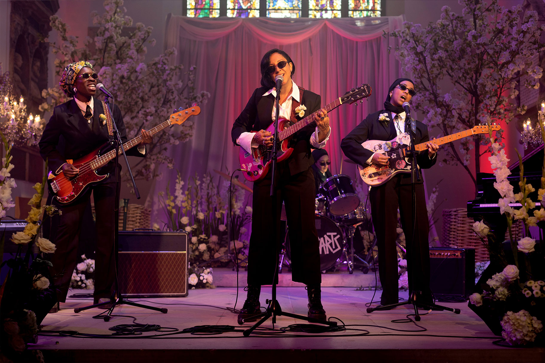 Bisma, Saira, Ayesha, and Amina perform onstage together