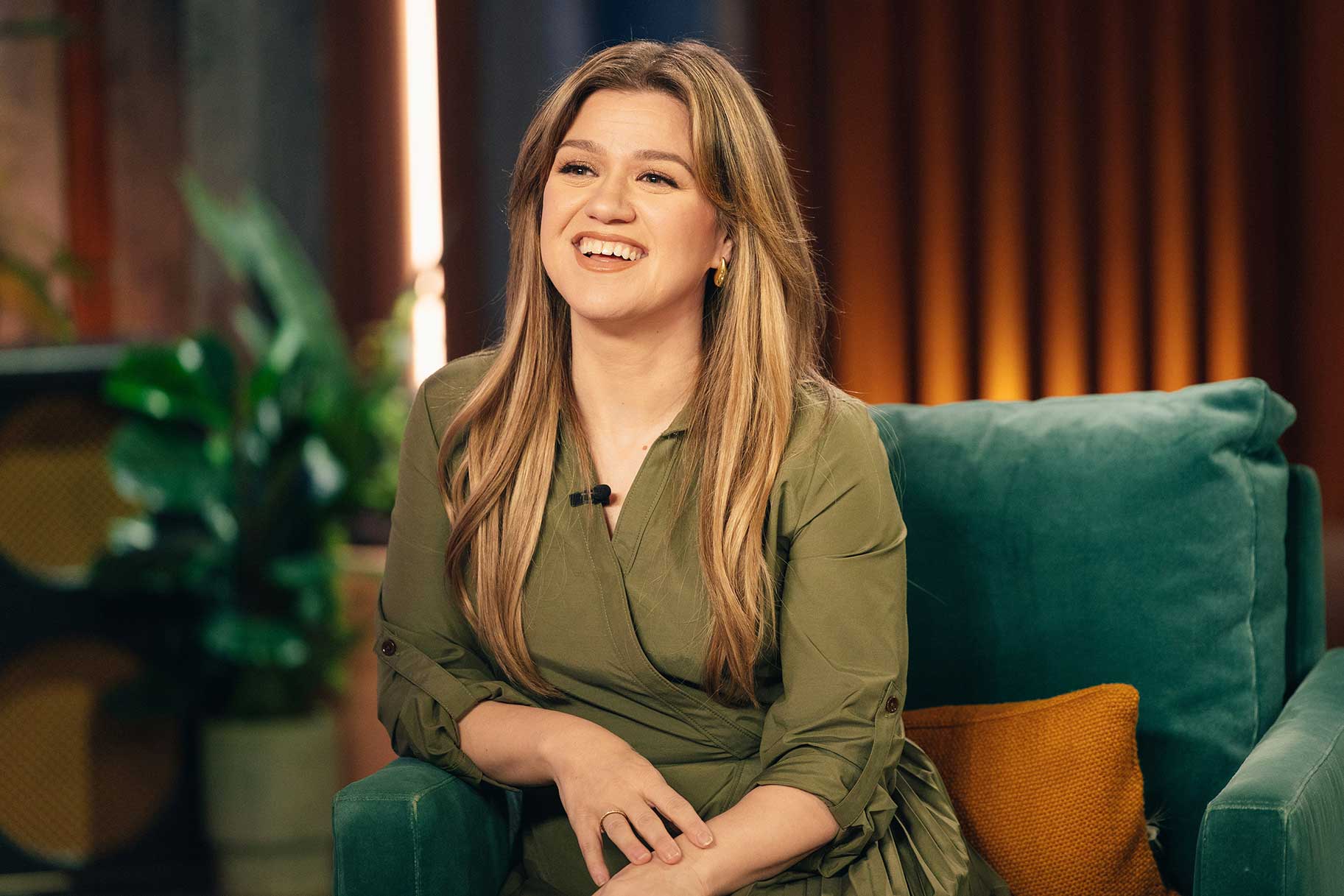 Kelly Clarkson Returns to the Kelly Clarkson Show (DETAILS) | NBC Insider