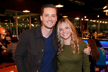 Image ofTracy Spiridakos and Jesse Lee Soffer