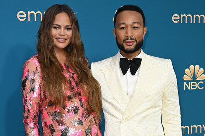 Emmys Red Carpet John Legend Chrissy Teigen3