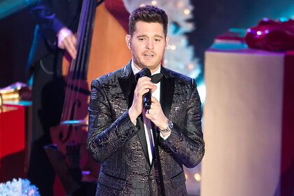 Michael Buble sings Christmas songs