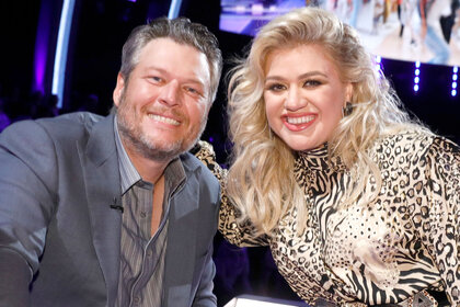 Blake Shelton and Kelly Clarkson on the voice