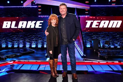 Reba McEntire and Blake Shelton together on The Voice.