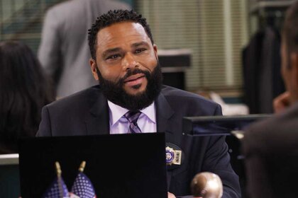 Anthony Anderson appears on Law & Order.