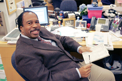 Leslie David Baker in a scene from "The Office"