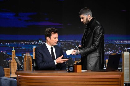 Zayn Malik on the tonight show starring jimmy fallon episode 1939