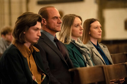 Eli Stabler (Nicky Torchia), Detective Elliot Stabler (Christopher Meloni), Kathleen Stabler (Allison Siko), and Elizabeth Stabler (Kaitlyn Davidson) appear in Season 1 Episode 6 of Law & Order: Organized Crime.