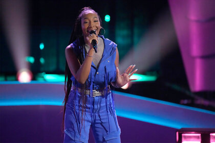 Elyscia Jefferson appears in Season 25 Episode 5 of The Voice