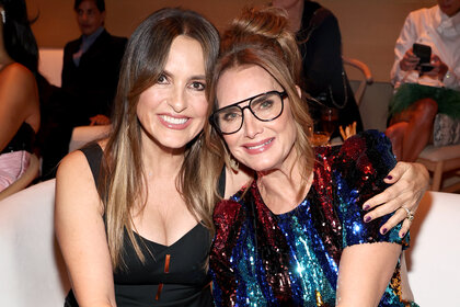 Mariska Hargitay embraces Brooke Shields at Glamour Women of the Year