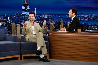 Luke Newton On the tonight show starring jimmy fallon episode 1991