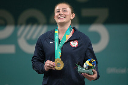 Olivia Reeves at the podium with her gold medal at the Pan American Games Santiago 2023