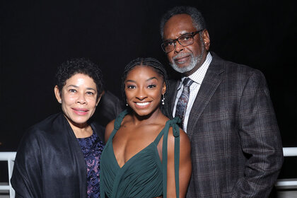 Nellie Biles, honoree Simone Biles, and Ronald Biles attend the 2021 InStyle Awards