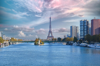 The Seine River with the eiffel tower in the background