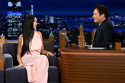 Demi Moore talks to Jimmy on The Tonight Show Starring Jimmy Fallon Episode 2017