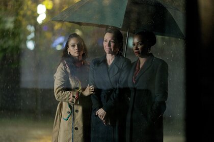 Margaret (Kelli Williams), Lacey (Gabrielle Walsh), and Gabi (Shanola Hampton) stand under an umbrella on Found Episode 206.