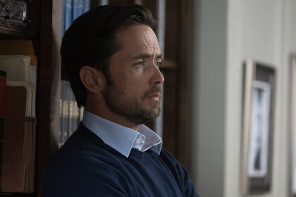 Thomas Price ( Justin Chatwin) appears concerned in Law & Order Episode 2411.