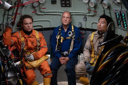 Chris Lemons, Duncan Allcock, Dave Yuasa together in a submarine in Last Breath (2025).