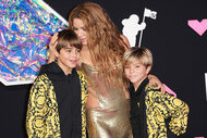 Shakira on the red carpet with her son's Sasha and Milan for the MTV VMA's