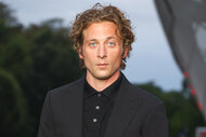 Jeremy Allen White wears an all black suit to the The Prelude to The Paris Games