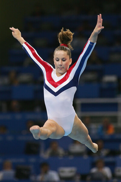 Carly Patterson during her beam routine at the 2004 olympics