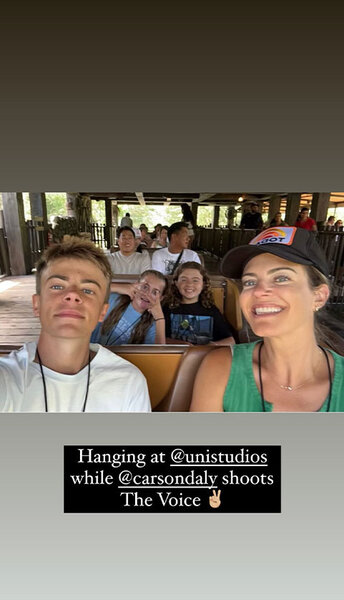 Carson Daly's family at Universal Studios via Siri Daly's Instagram story