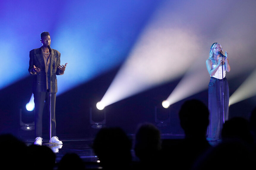 Nico performing on american song contest