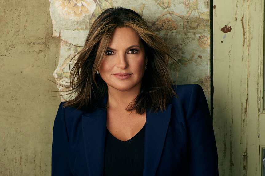 Mariska Hargitay as Oliva Benson