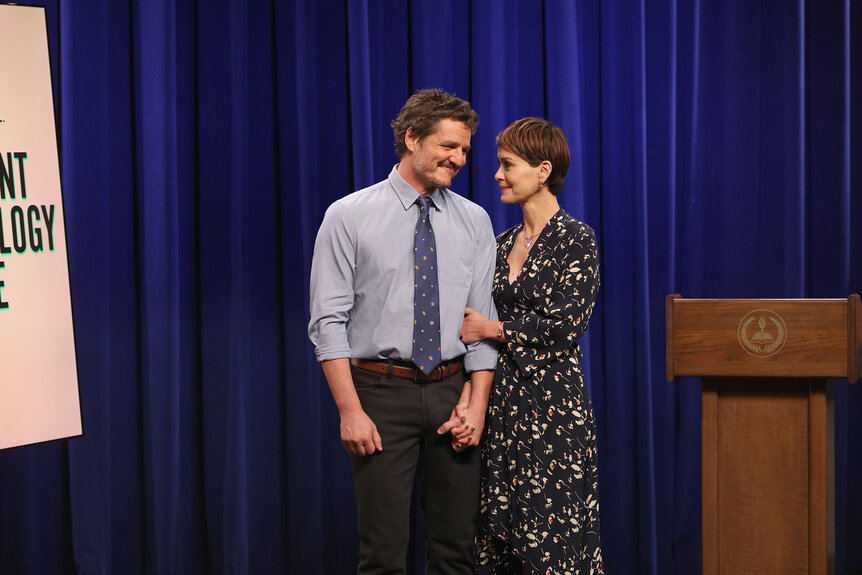 Pedro Pascal and Sarah Paulson on Saturday Night Live