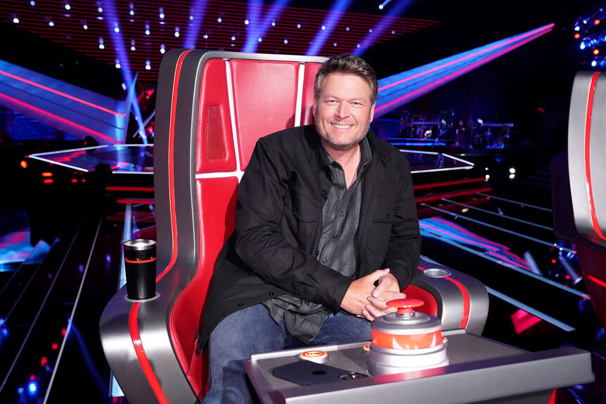 Blake Shelton on The Voice 2301