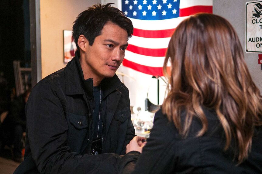 Sheldon Jin appears in a scene from Chicago P.D.