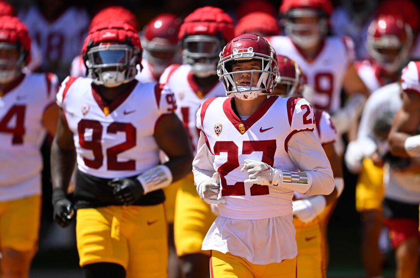 Defensive back Bryson Shaw #27 of the USC Trojans.