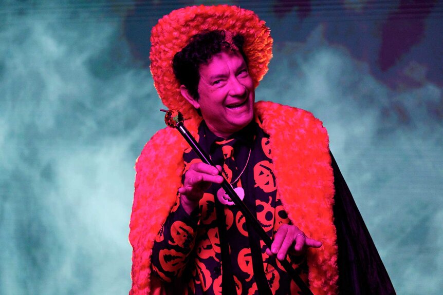 Tom Hanks dressed as David S Pumpkins during the Rap Song sketch.