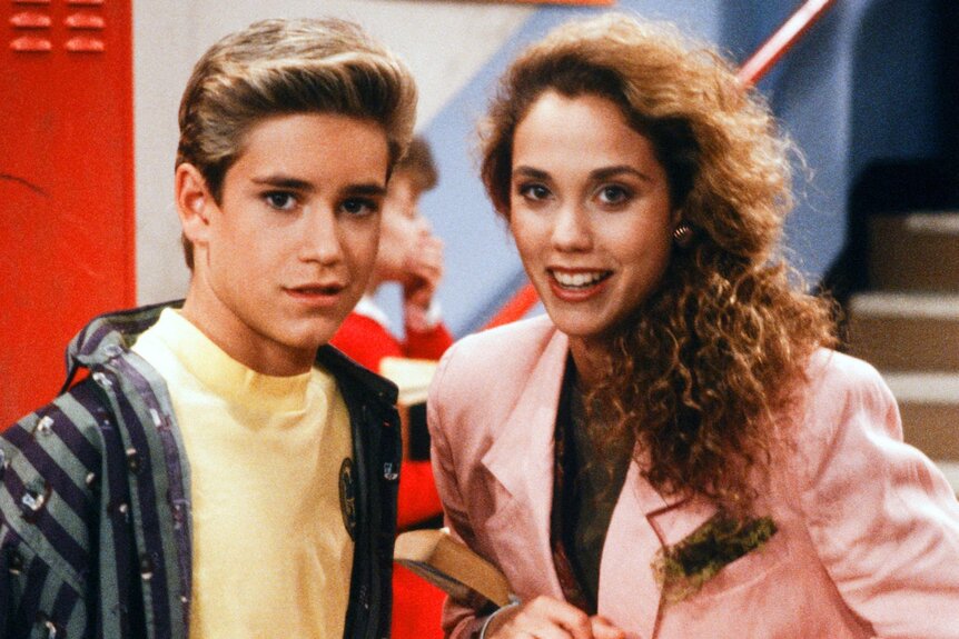 Mark-Paul Gosselaar as Zachary 'Zack' Morris, Elizabeth Berkley as Jessica 'Jessie' Myrtle Spanoell