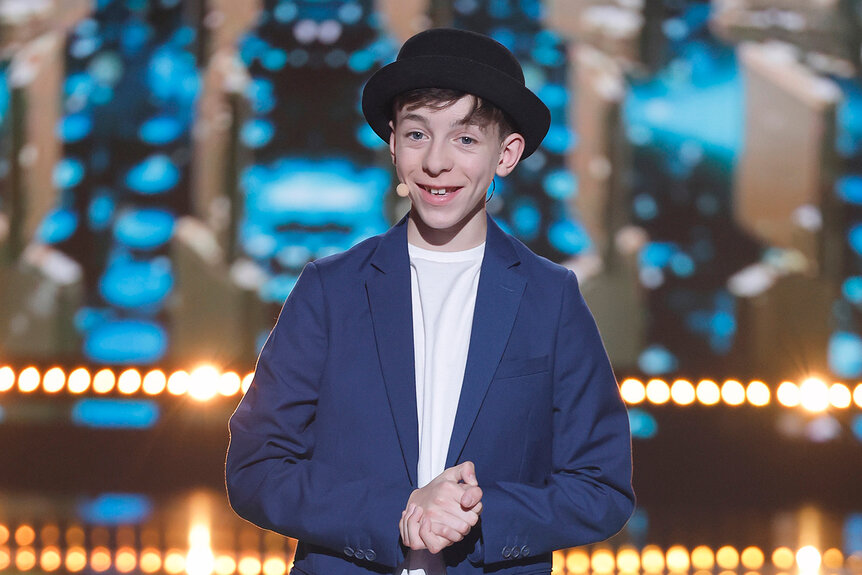 Cillian O'Connor on stage during AGT Fantasy League Episode 104