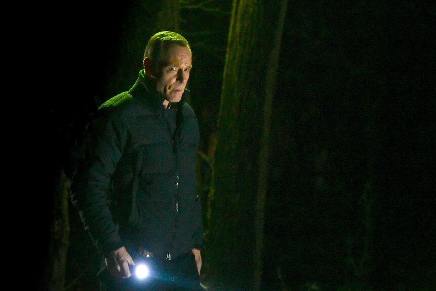 Hank Voight (Jason Beghe) appears in Season 11 Episode 7 of Chicago P.D.