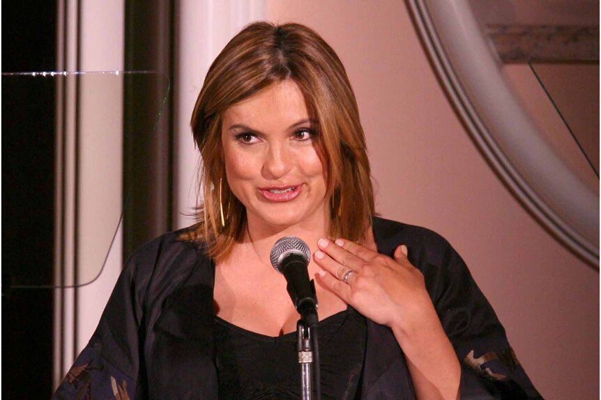 Mariska Hargitay speaks at 10th Annual Prism Awards.