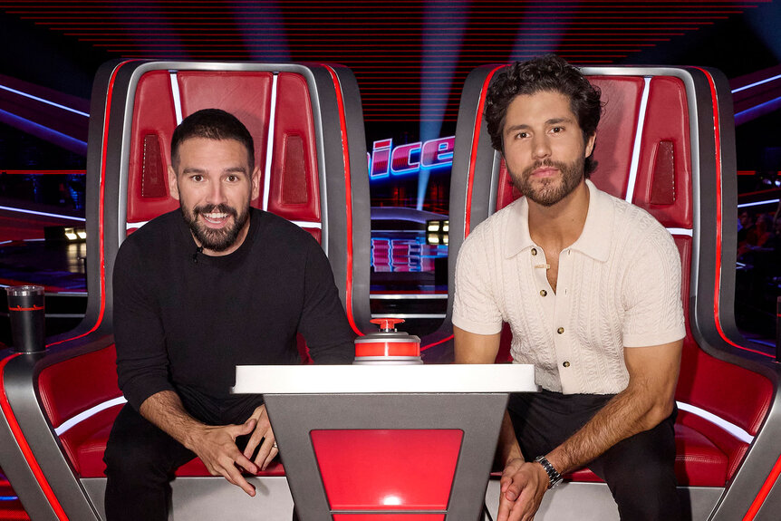 Inside the "War" of The Voice Season 25 Knockouts Night 1 NBC Insider