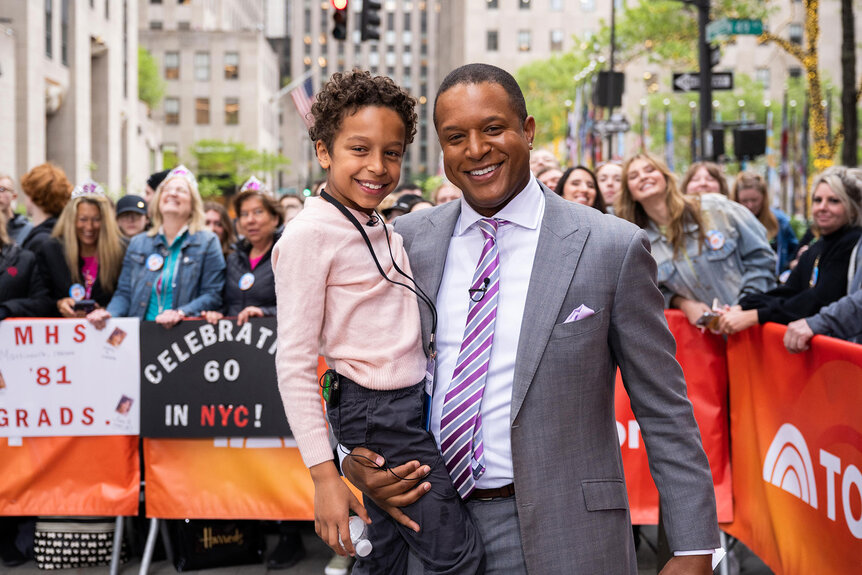 Craig Melvin's Wife, Lindsay Czarniak, and Their 2 Kids (DETAILS) | NBC ...