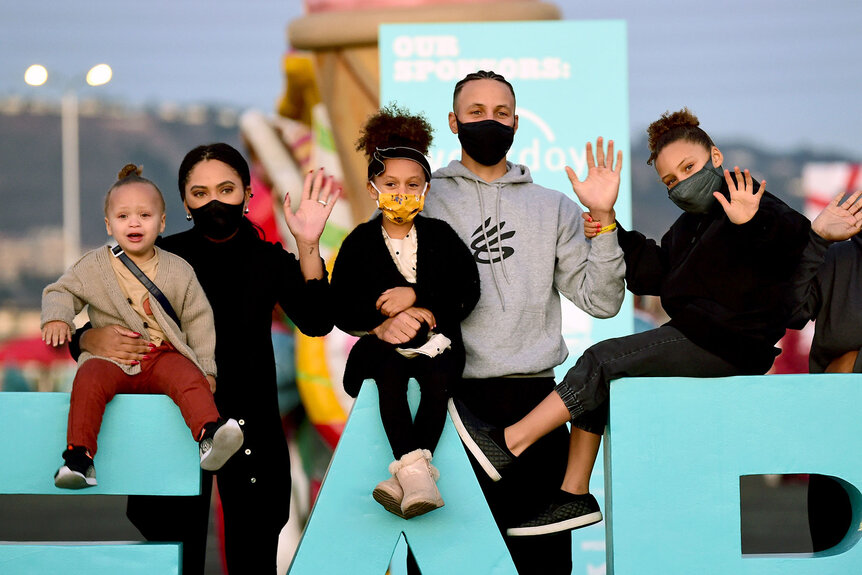 Canon W. Jack Curry, Ayesha Curry, Ryan Carson Curry, Stephen Curry, and Riley Elizabeth Curry attend the 8th Annual Christmas with the Currys