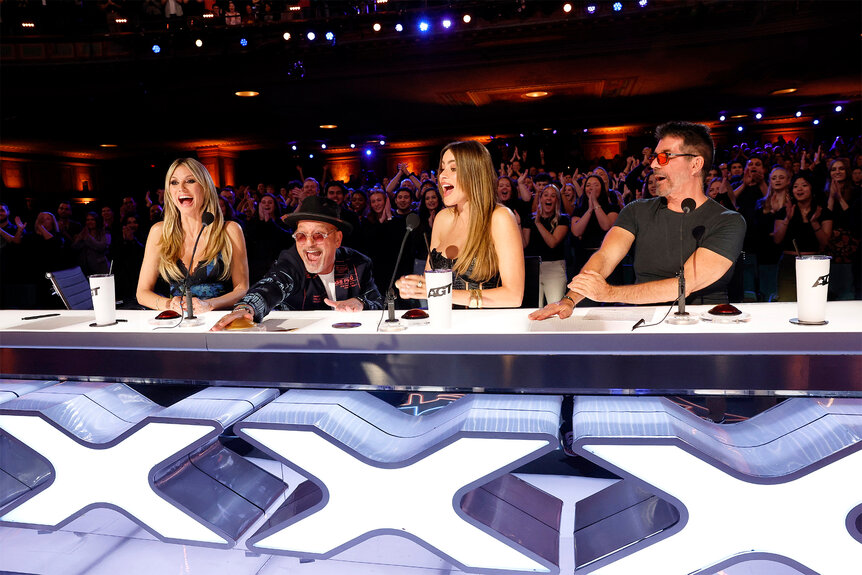 Howie Mandel pushes the golden buzzer on AGT Episode 1904