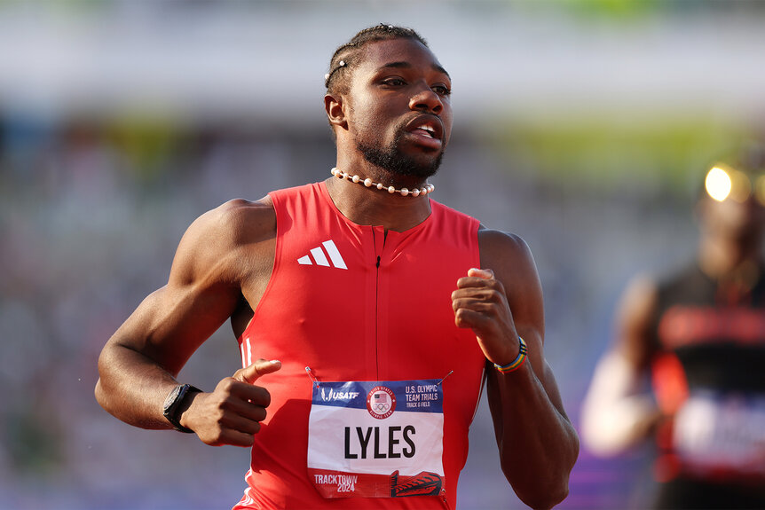 Noah Lyles running during the the men's 100 meter semi-final