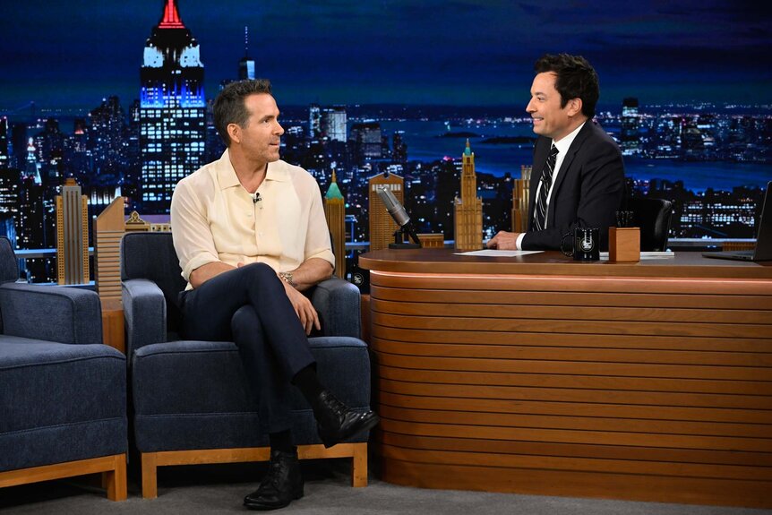 Ryan Reynolds appears on the tonight show starring jimmy fallon episode 2001