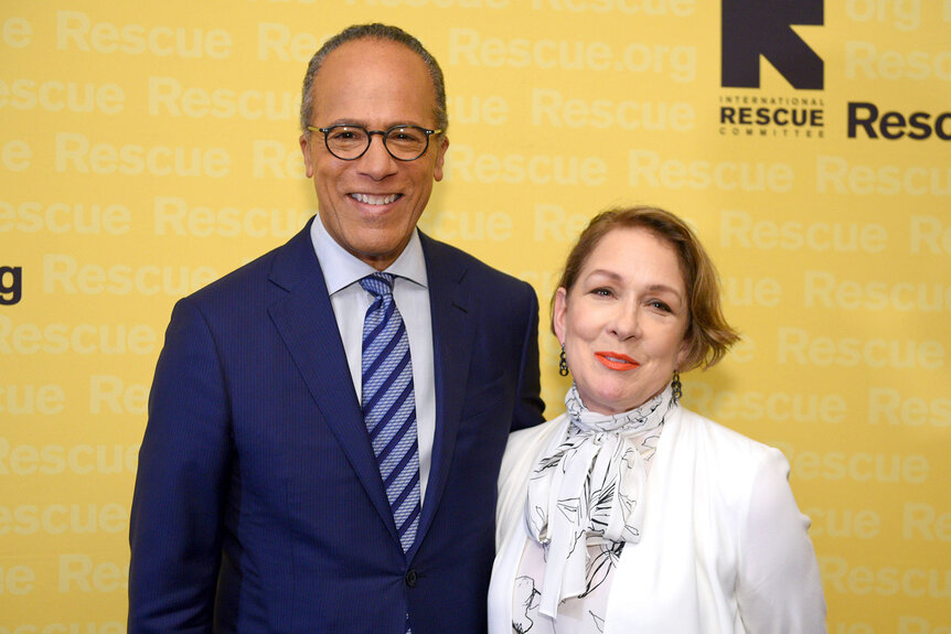 Lester Holt and Carol Hagen-Holt attend the 2018 Rescue Dinner