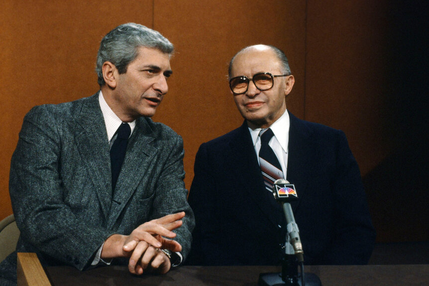 "Meet the Press" Moderator Marvin Kalb (L) Prime Minister of Israel Menachem (R) on November 16, 1980.