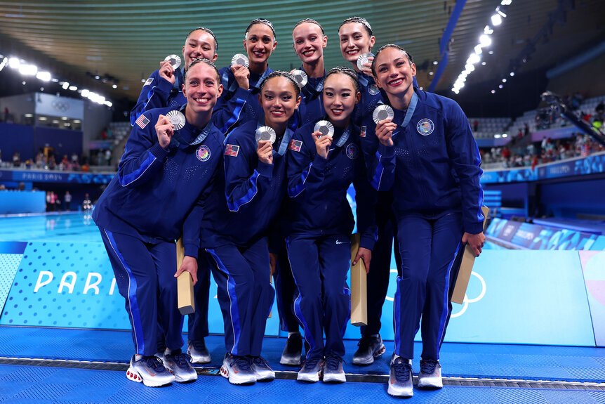 Silver Medalists of Team United States pose following the Artistic Swimming medal ceremony