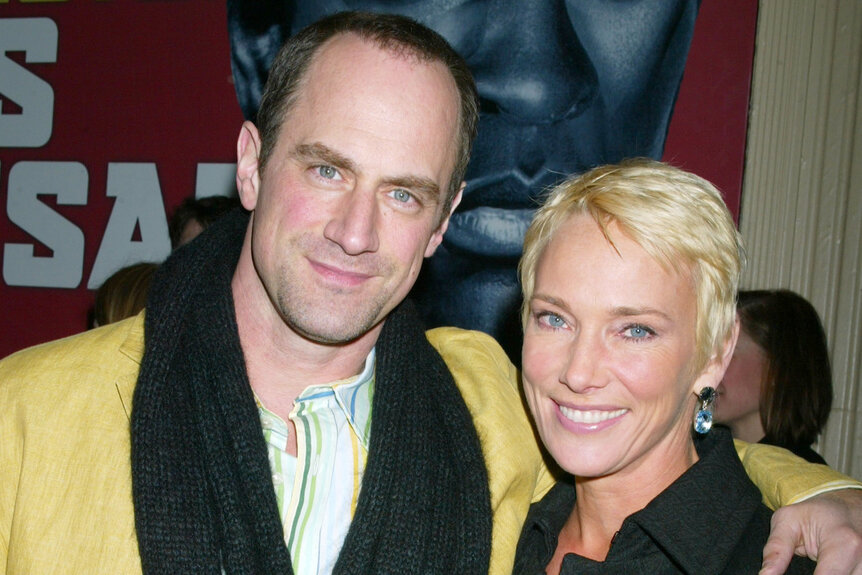 Christopher Meloni wears a yellow blazer with wife Sherman Williams