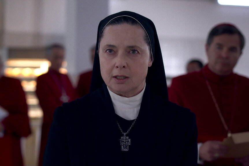 Sister Agnes (Isabella Rossellini) wearing a habit in conclave