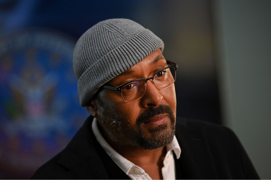 Alec Mercer (Jesse L. Martin) in Season 2 Episode 1 of The Irrational.