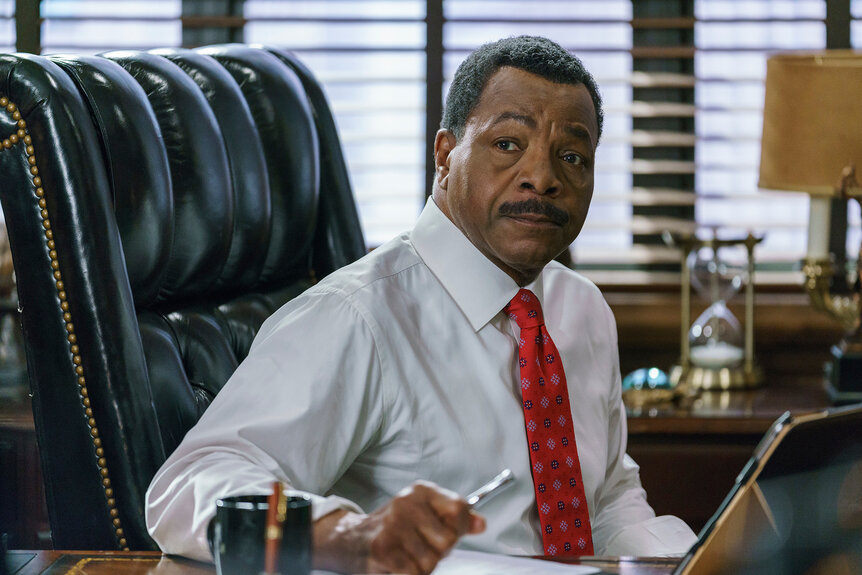 Mark Jefferies (Carl Weathers) sits at his desk on Chicago Justice Season 1 Episode 10